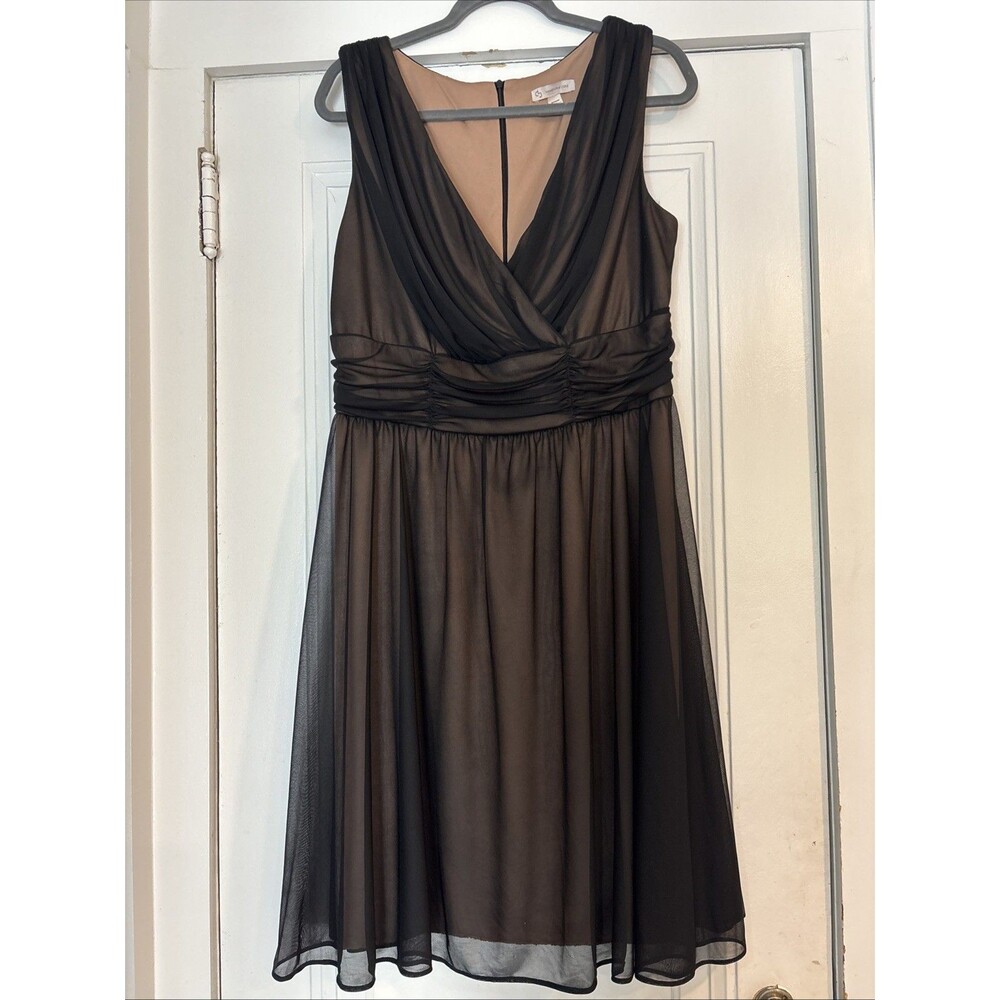 Dressbarn Black Mesh Overlay Ruched V-Neck Midi Dress cocktail Size 14 EUC